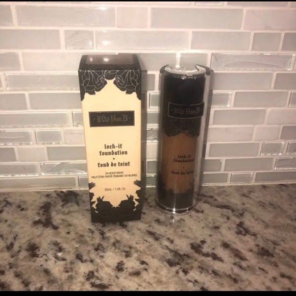 Kat Von D Other - Kat Von D Lock-It Tattoo Foundation deep 66